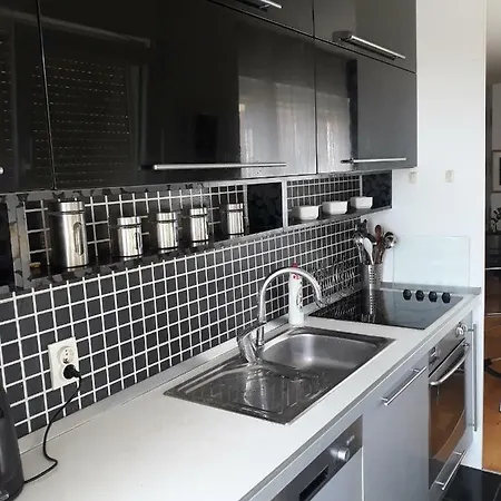 Rafael Apartment Makarska